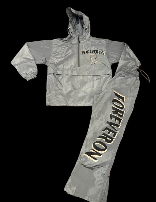 FOREVERON Gray Windbreaker & Sweatpants Set