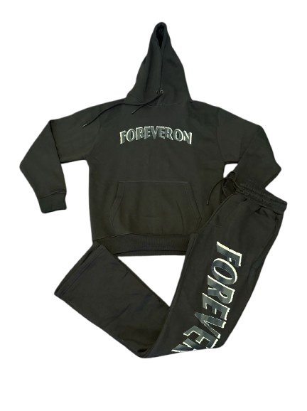 Foreveron Black Tracksuit Set – Bold. Comfortable. Unapologetically You.